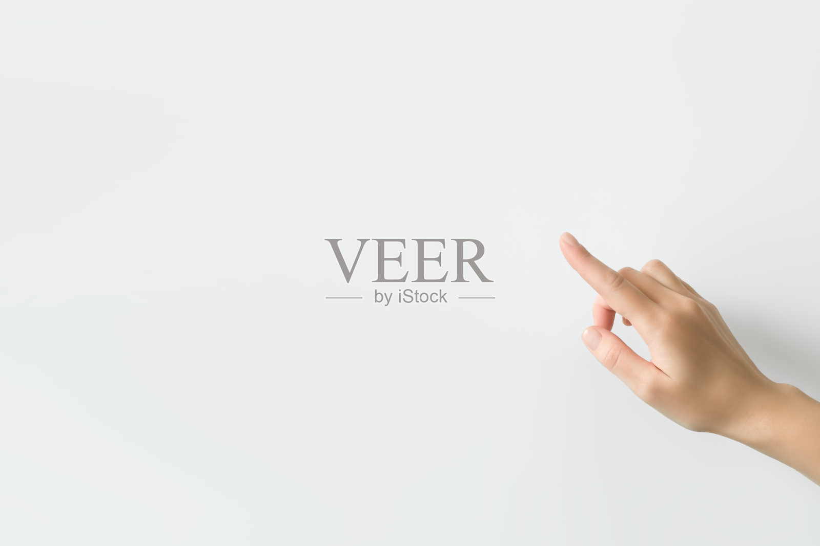 用手指指着白色背景上的空白照片摄影图片