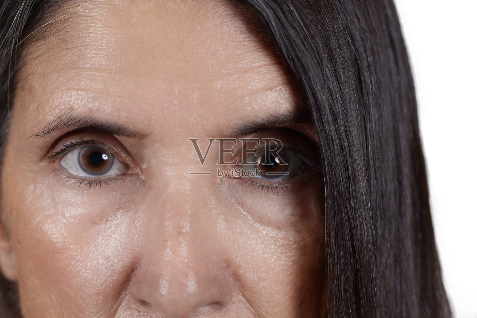 一位老年妇女的眼睛特写照片摄影图片