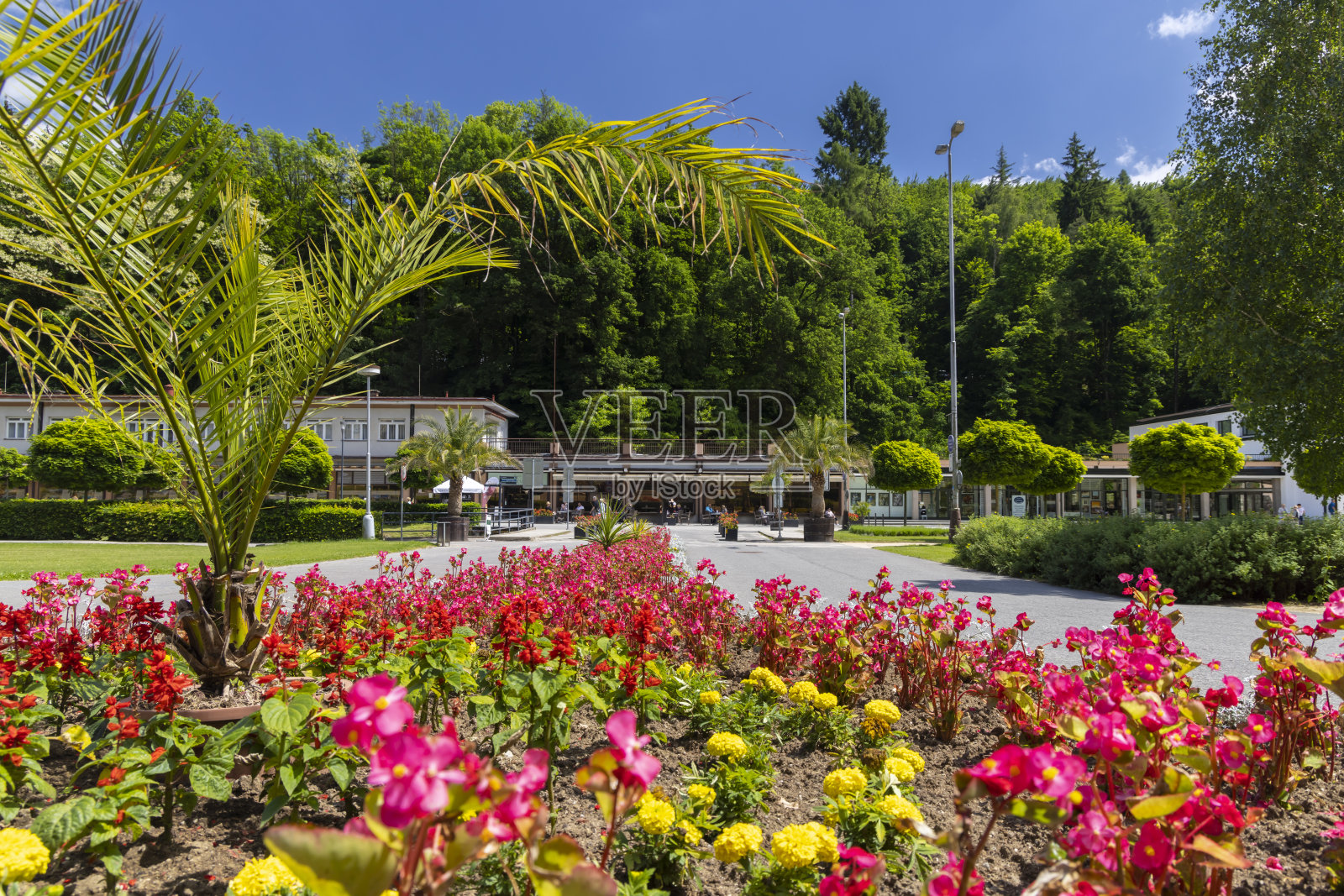 卢哈科维采，捷克共和国南部摩拉维亚风景如画的温泉小镇照片摄影图片