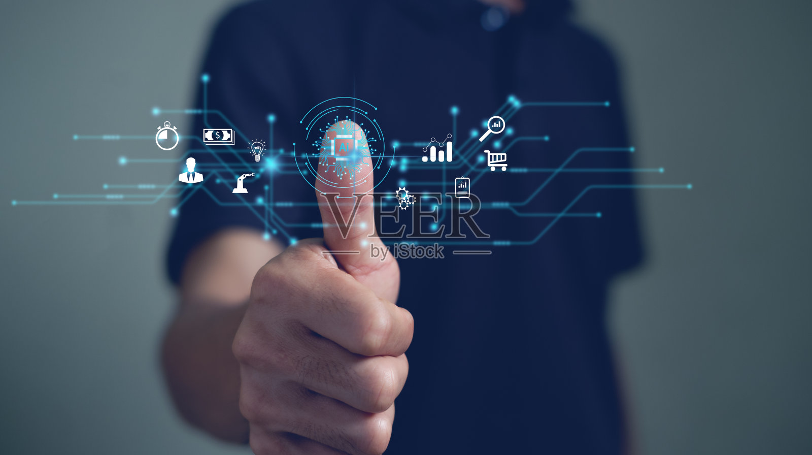 商人触摸虚拟屏幕与信息图计算和技术图标，人工智能智能产业，数字化转型的概念。照片摄影图片