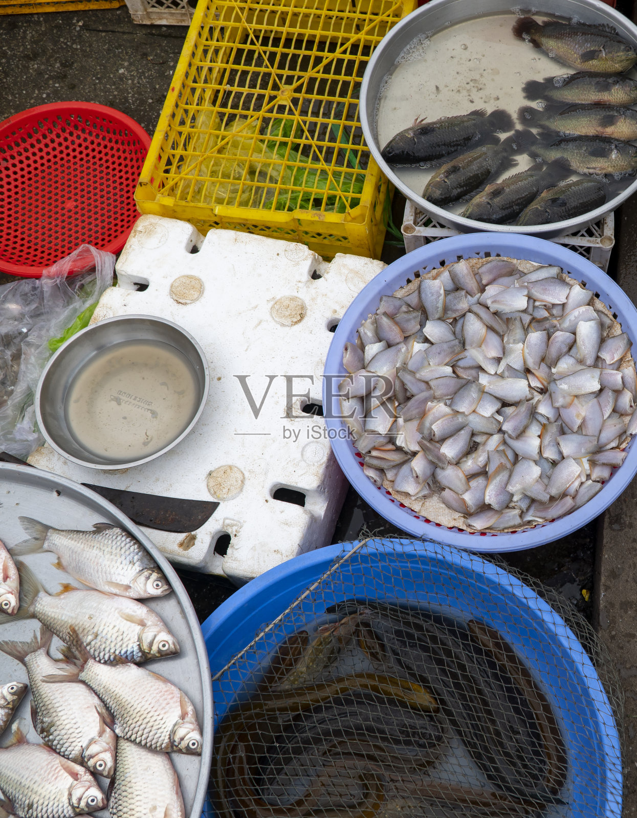 新鲜食品在农村市场出售，Vi Thanh市场，后江省照片摄影图片