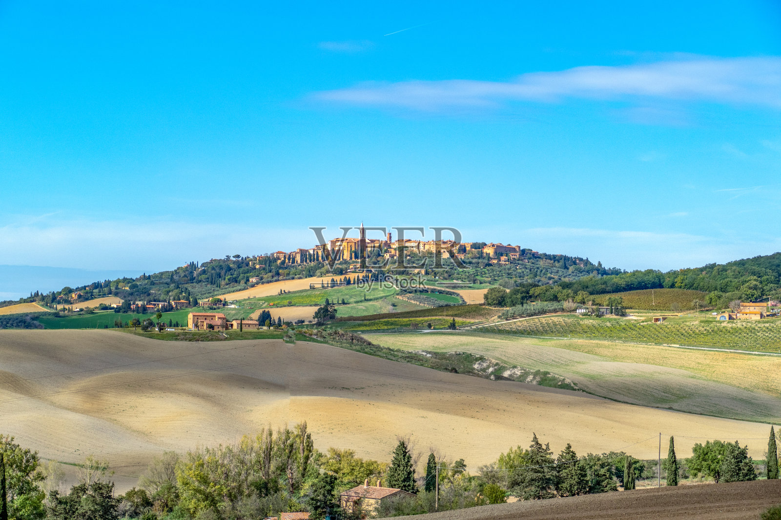 皮恩扎托斯卡纳村庄的美景照片摄影图片