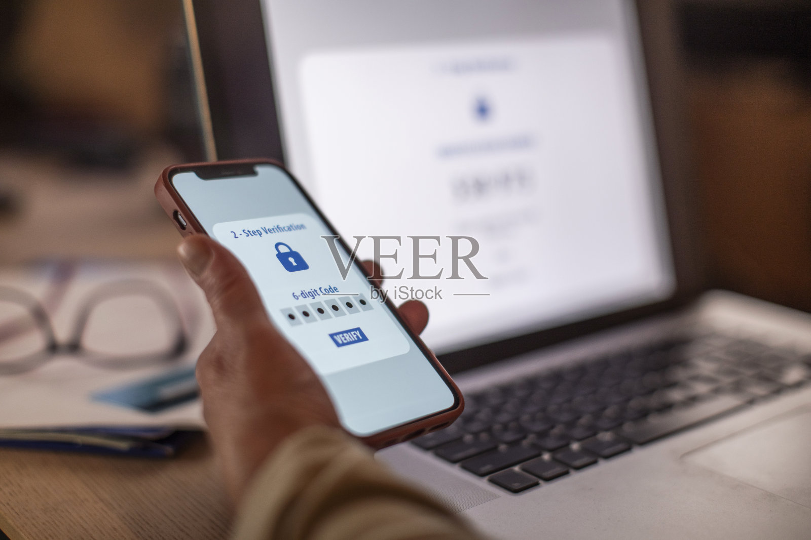 手机银行照片摄影图片