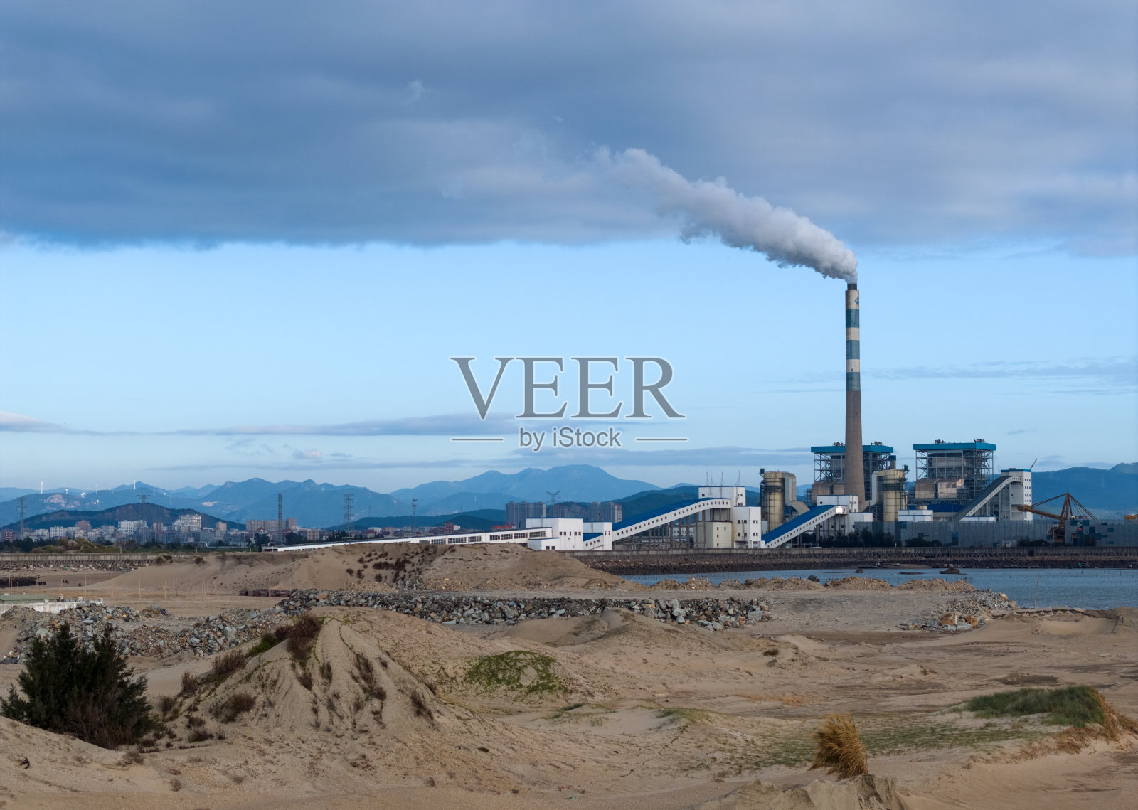 燃煤电厂照片摄影图片