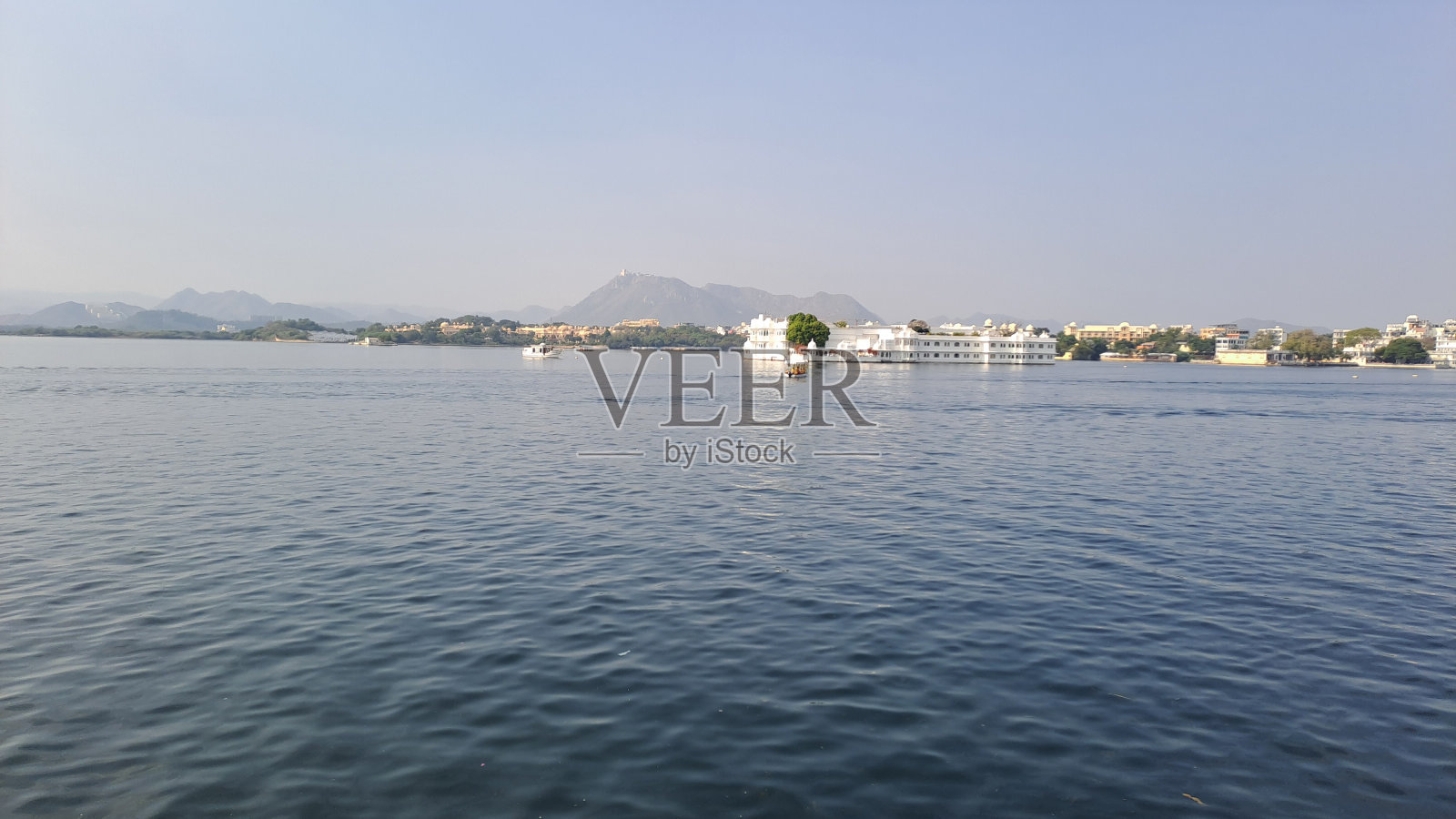 印度拉贾斯坦邦乌代普尔的皮丘拉湖照片摄影图片