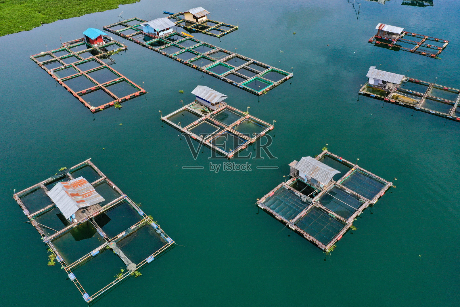 Takengon湖的景色照片摄影图片