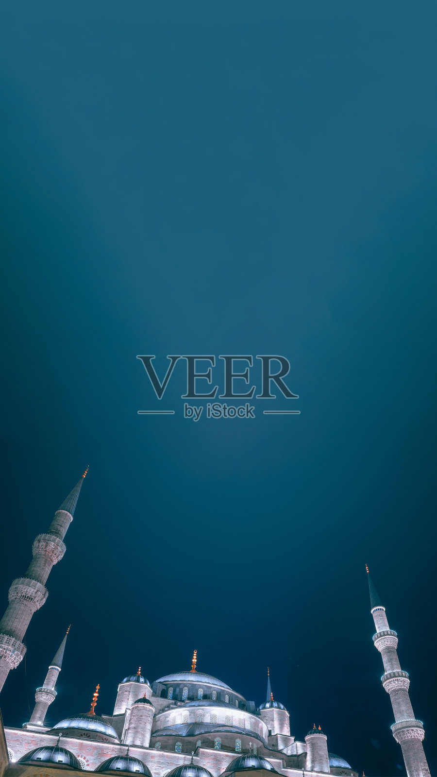 苏丹艾哈迈德清真寺的垂直照片。照片摄影图片