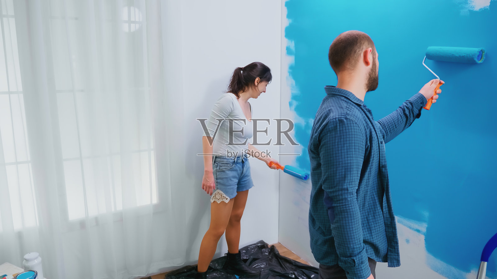 更换墙面颜色照片摄影图片