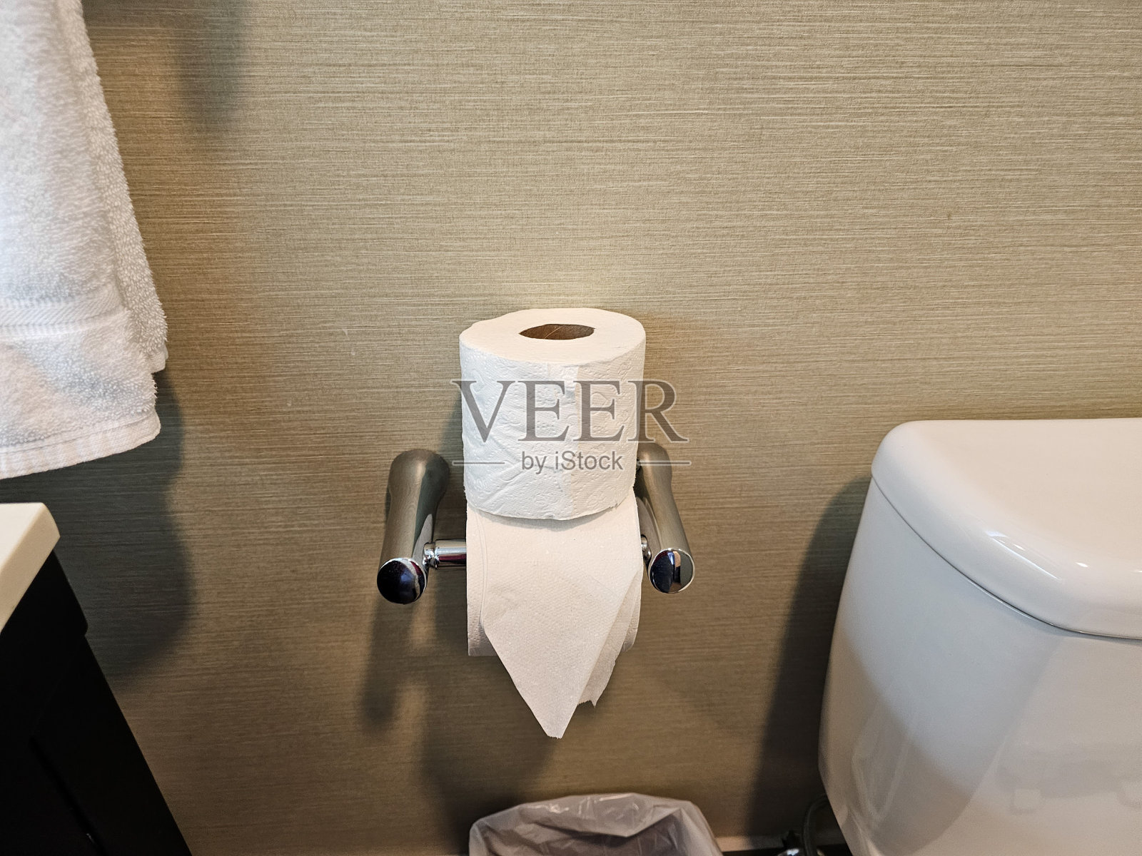 卷厕纸照片摄影图片