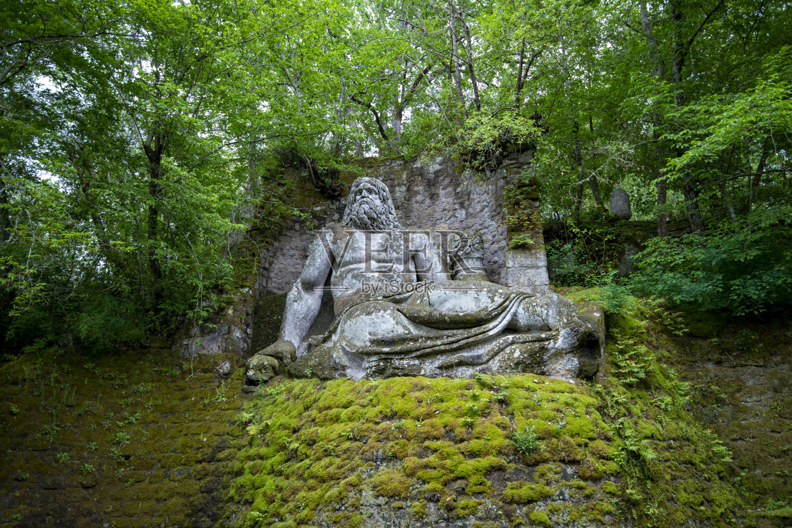 圣博斯克公园照片摄影图片