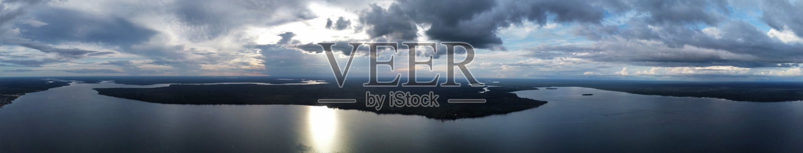 帕尔<e:1>波特尔图卡诺海滩(亚马逊马拉哈拉地区)照片摄影图片