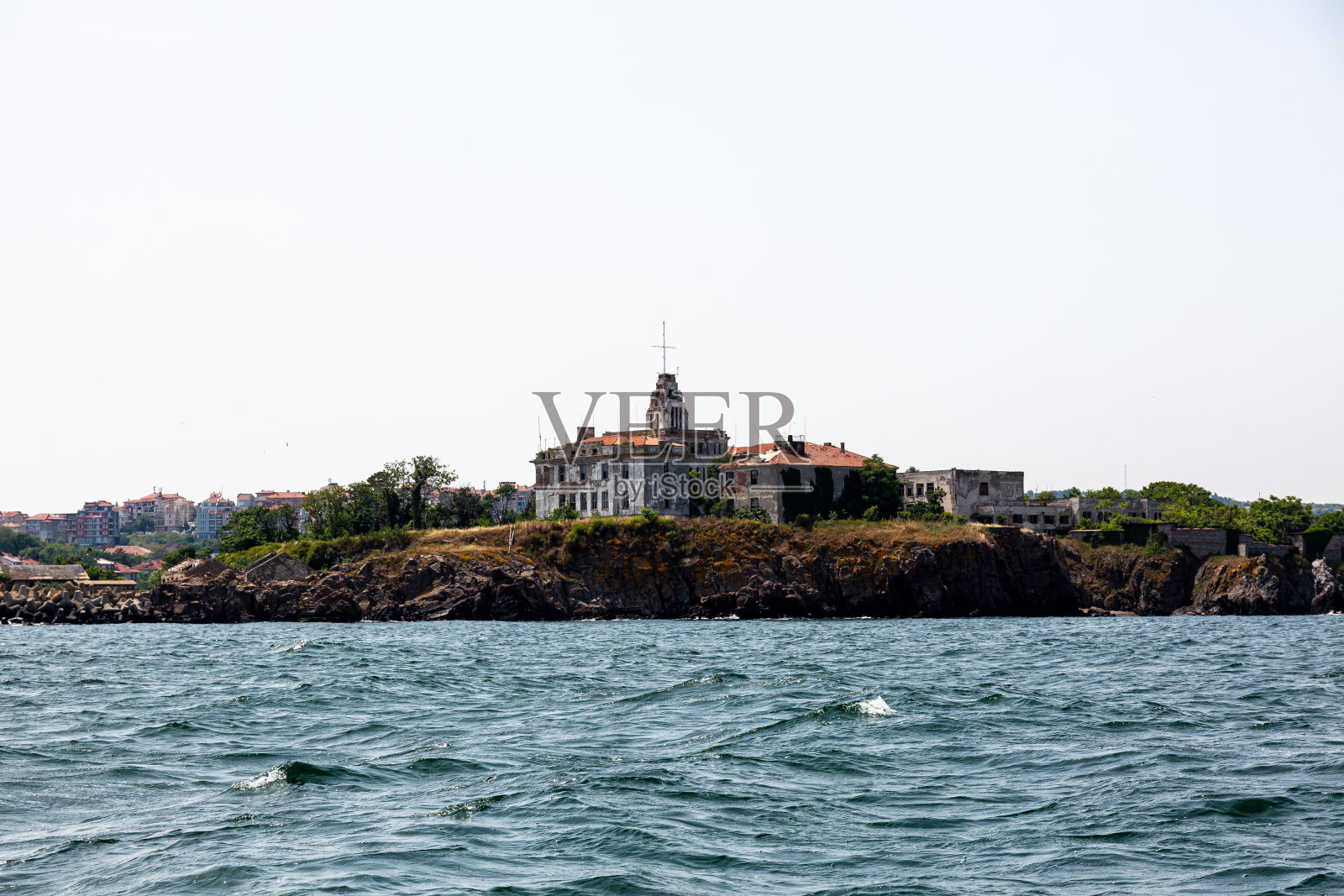 从海上俯瞰索佐波尔海岸照片摄影图片