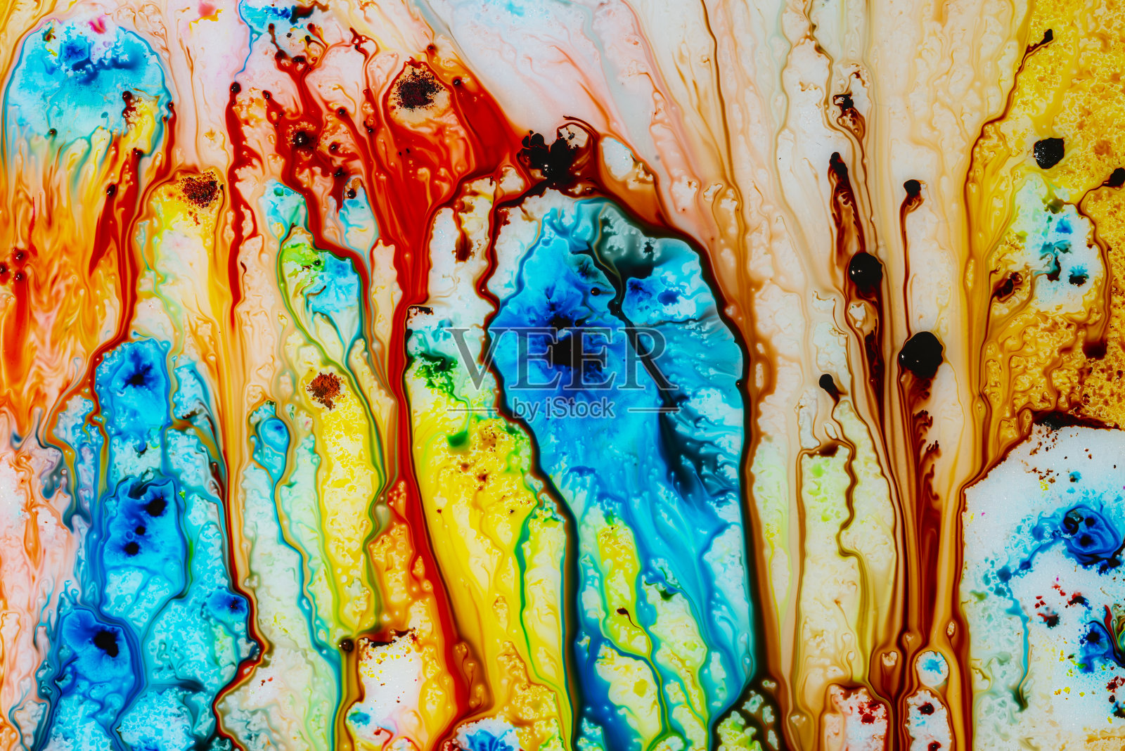 照片的自由洒的颜色与最主要的红色照片摄影图片