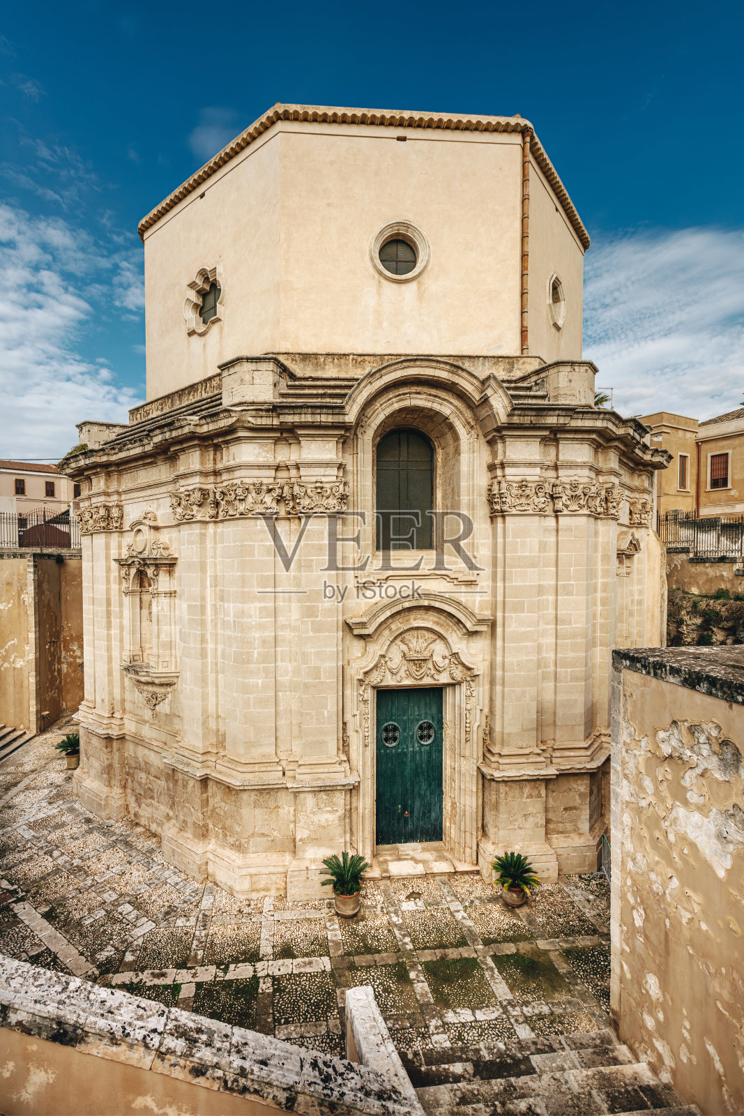 意大利西西里岛锡拉库萨的圣卢西亚'al sepolcroo '圣所。照片摄影图片