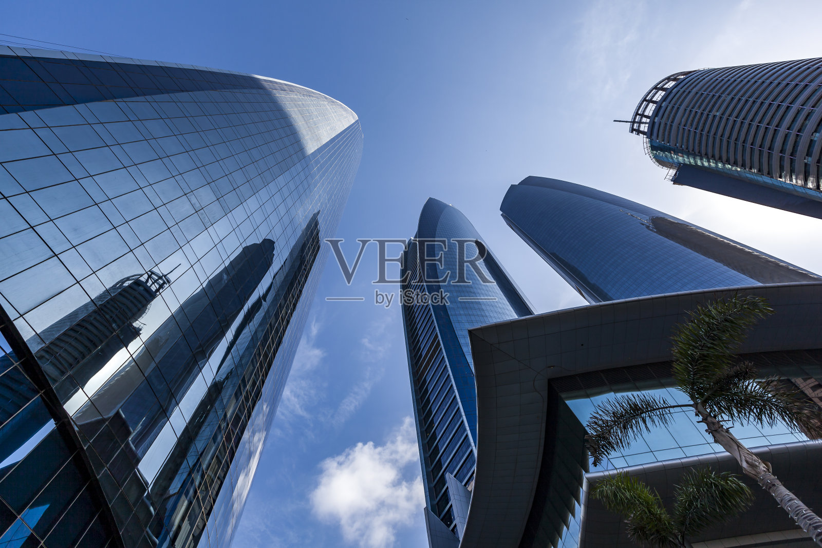 阿联酋阿布扎比的摩天大楼照片摄影图片