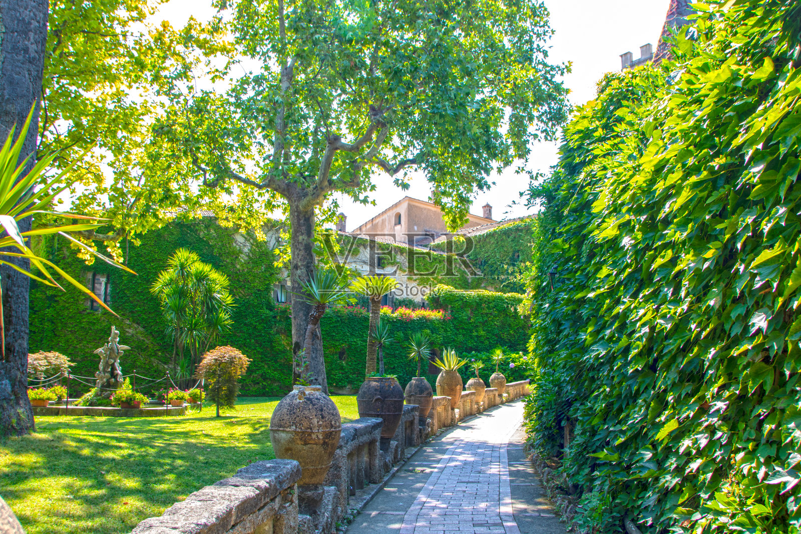 阿马尔菲海岸Ravello的Villa Cimbrone照片摄影图片