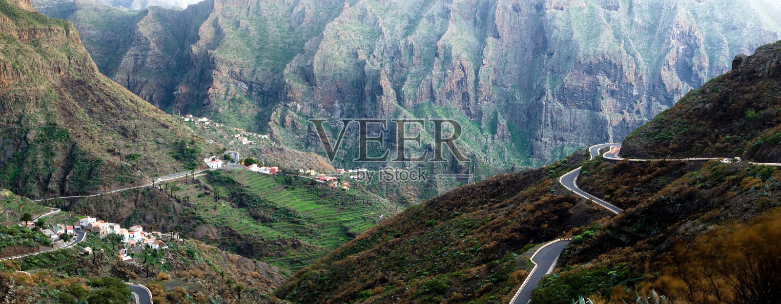马斯卡村在特内里费岛的全景全景视图，山路，通道，在崎岖的景观特内里费岛，加那利群岛，西班牙，欧洲照片摄影图片