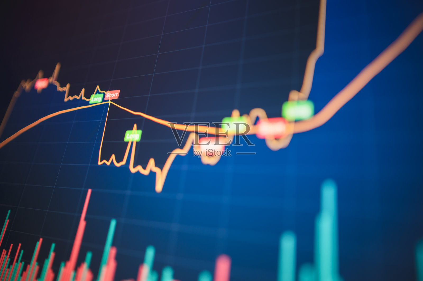 亚洲商界女性与Ai和全球Etf基金合作开展可持续投资照片摄影图片