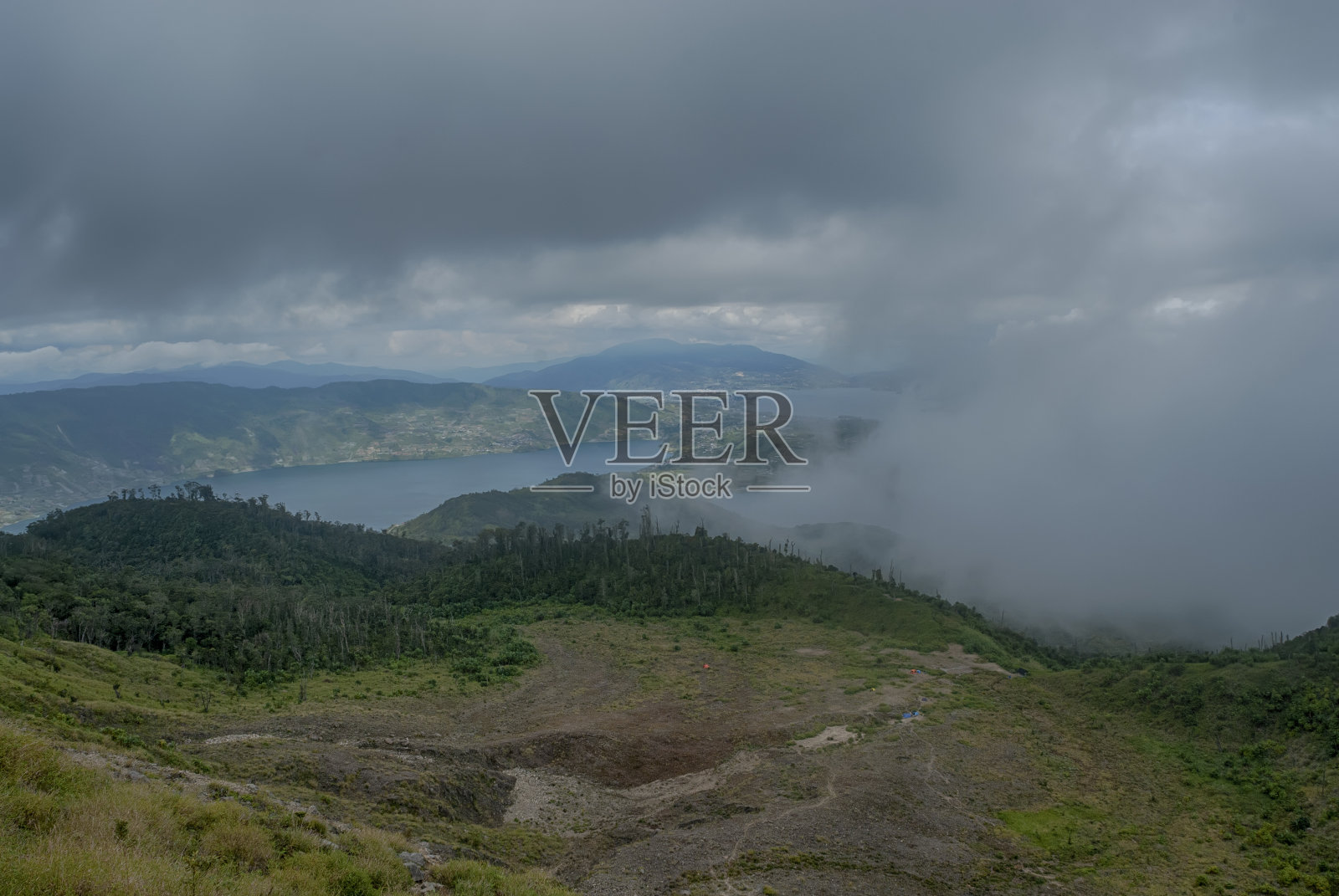 达朗山全景照片摄影图片