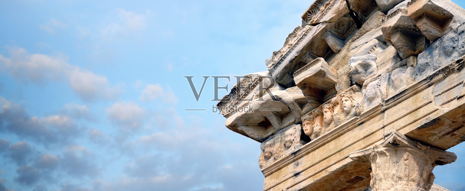 阿拉尼亚小镇塞德的古罗马考古遗址照片摄影图片