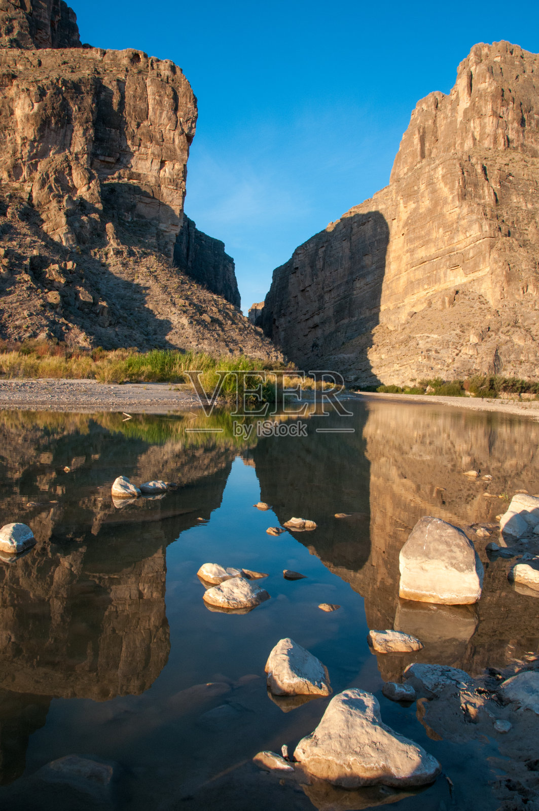 圣埃琳娜峡谷和格兰德河。大本德国家公园圣埃琳娜峡谷的景色。照片摄影图片