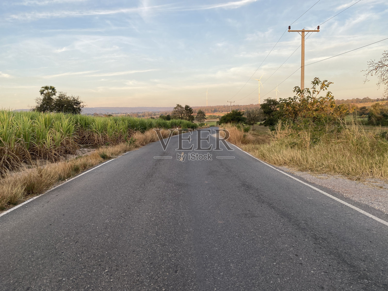 乡间小路照片摄影图片