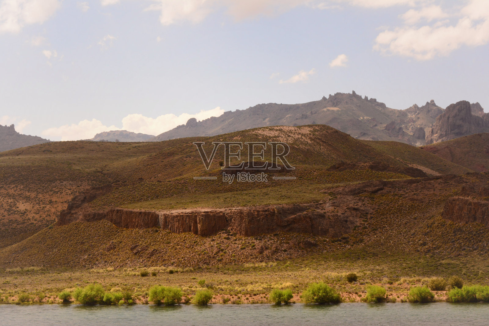 237号公路上的自然景观，靠近巴里洛切，巴塔哥尼亚景观照片摄影图片