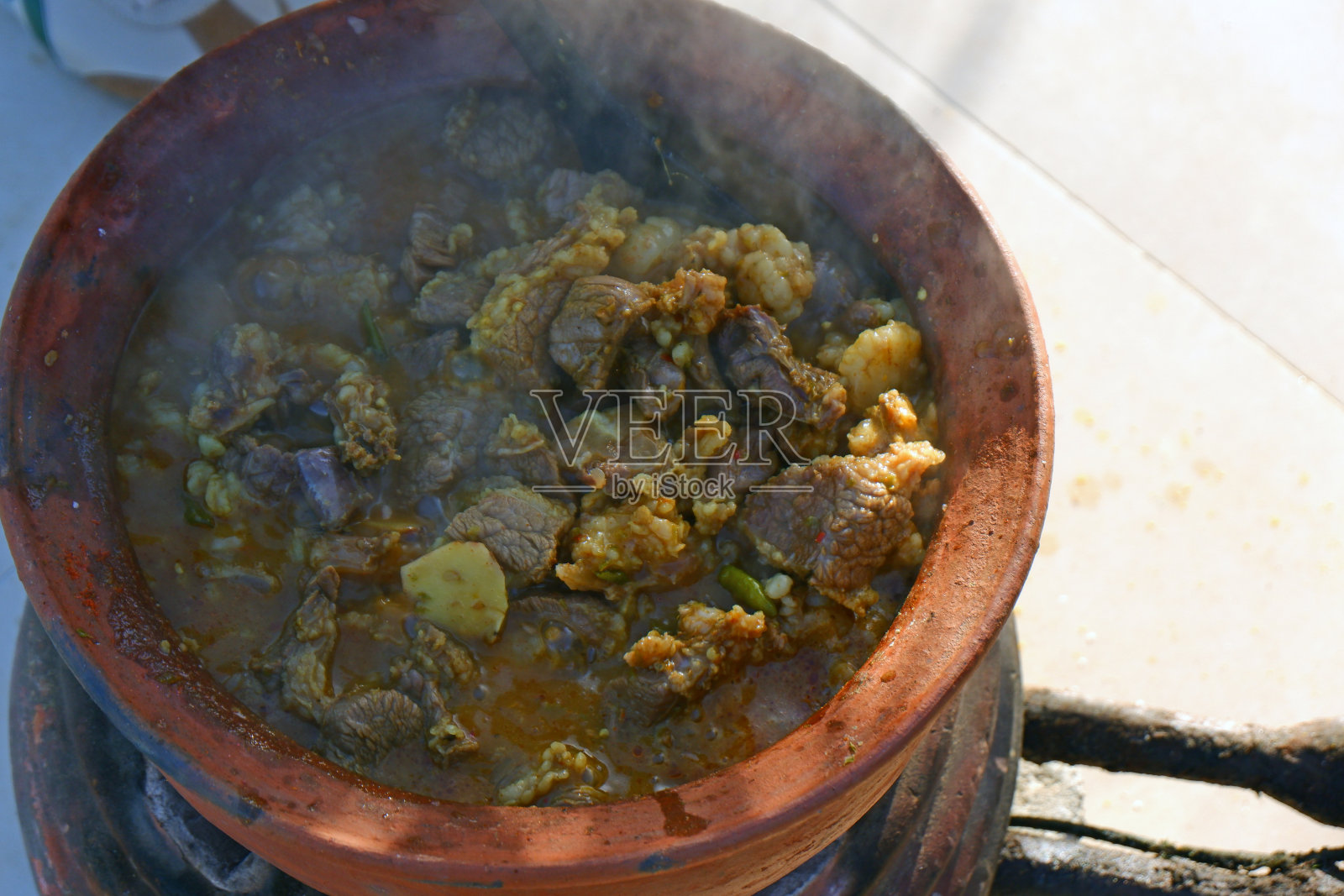 你Reuboh照片摄影图片