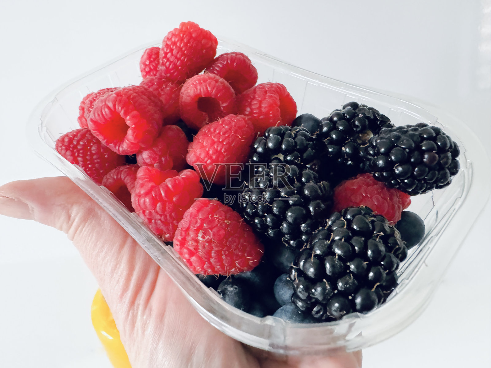 塑料盒中的食物照片摄影图片