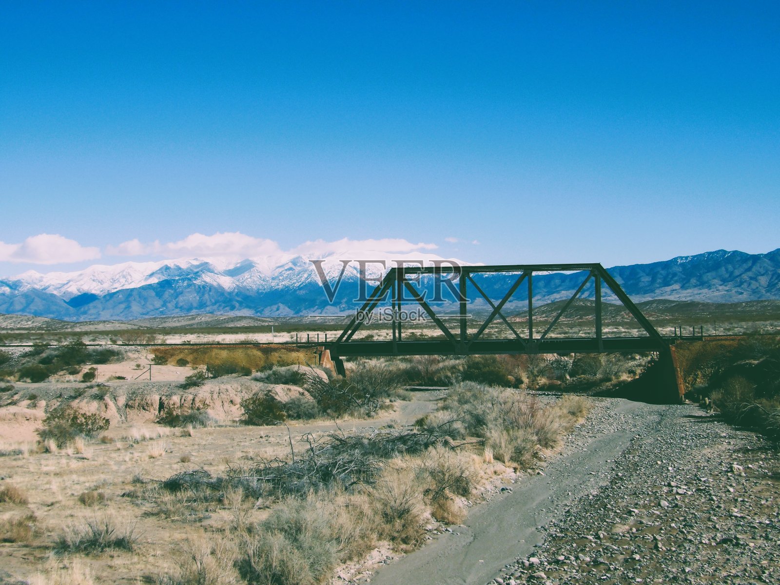 火车桥。照片摄影图片