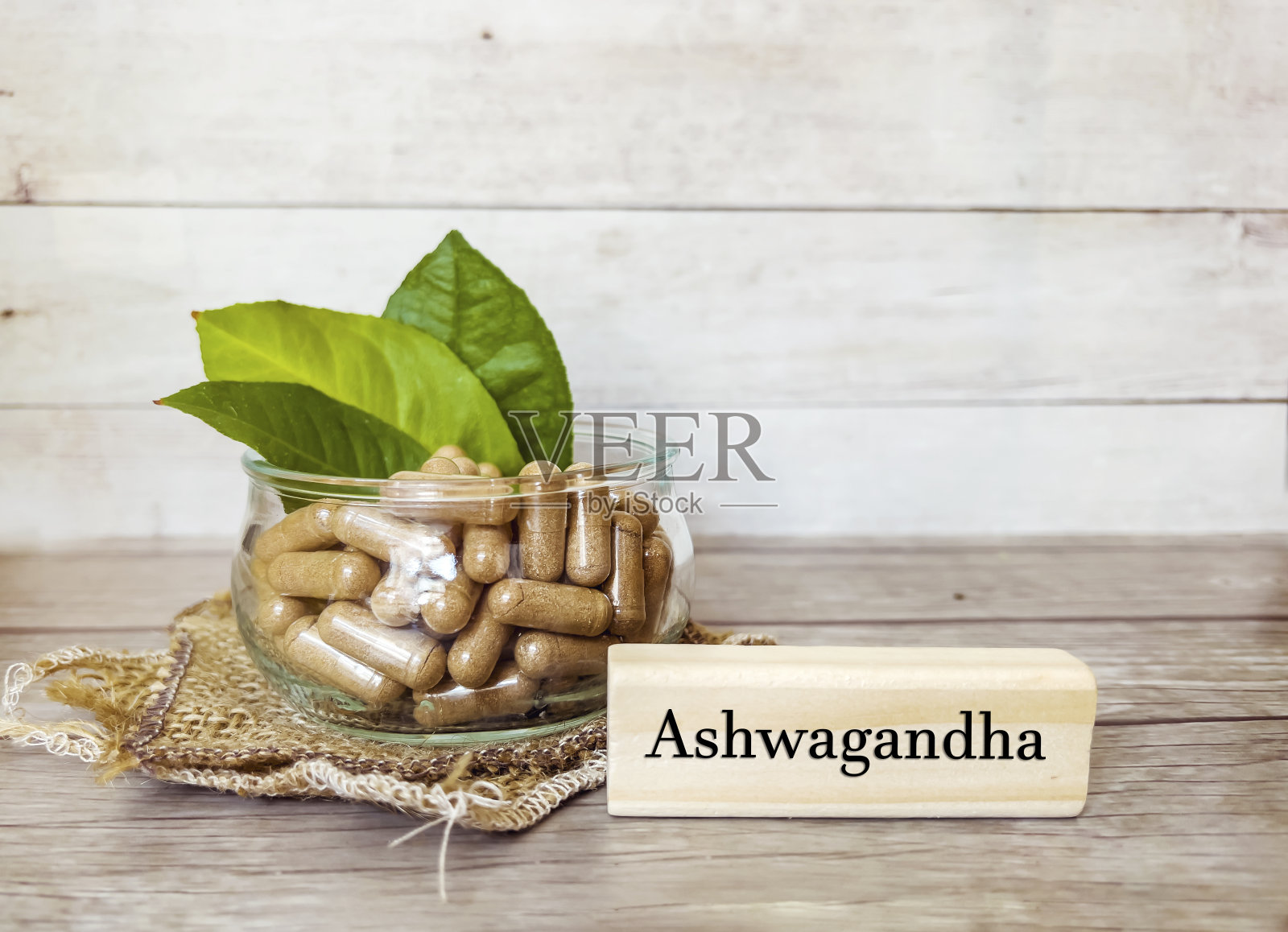 Ashwagandha胶囊照片摄影图片