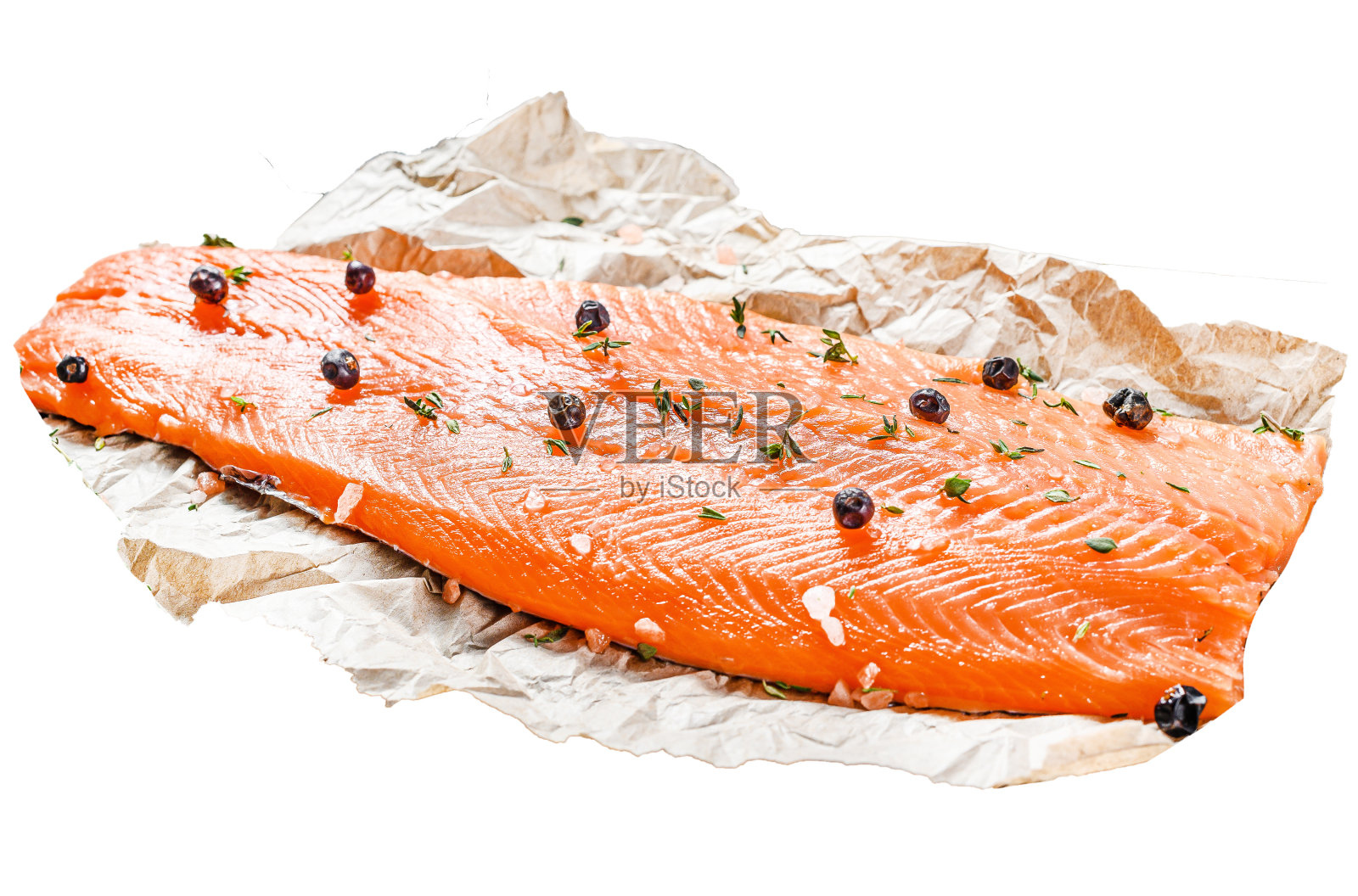 烹饪盐腌海鳟鱼片孤立在白色背景。前视图。照片摄影图片