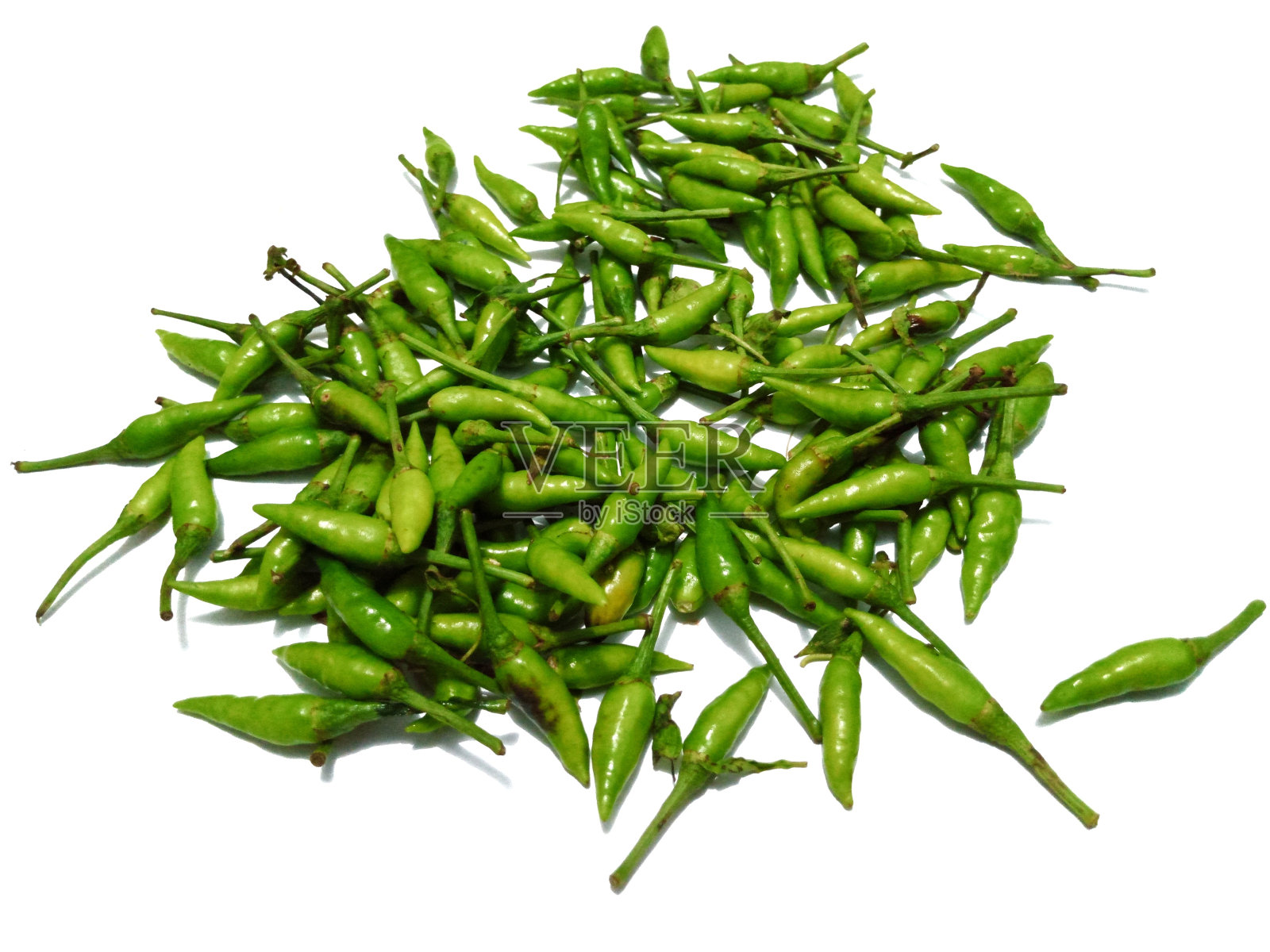 白色背景上的青椒照片摄影图片