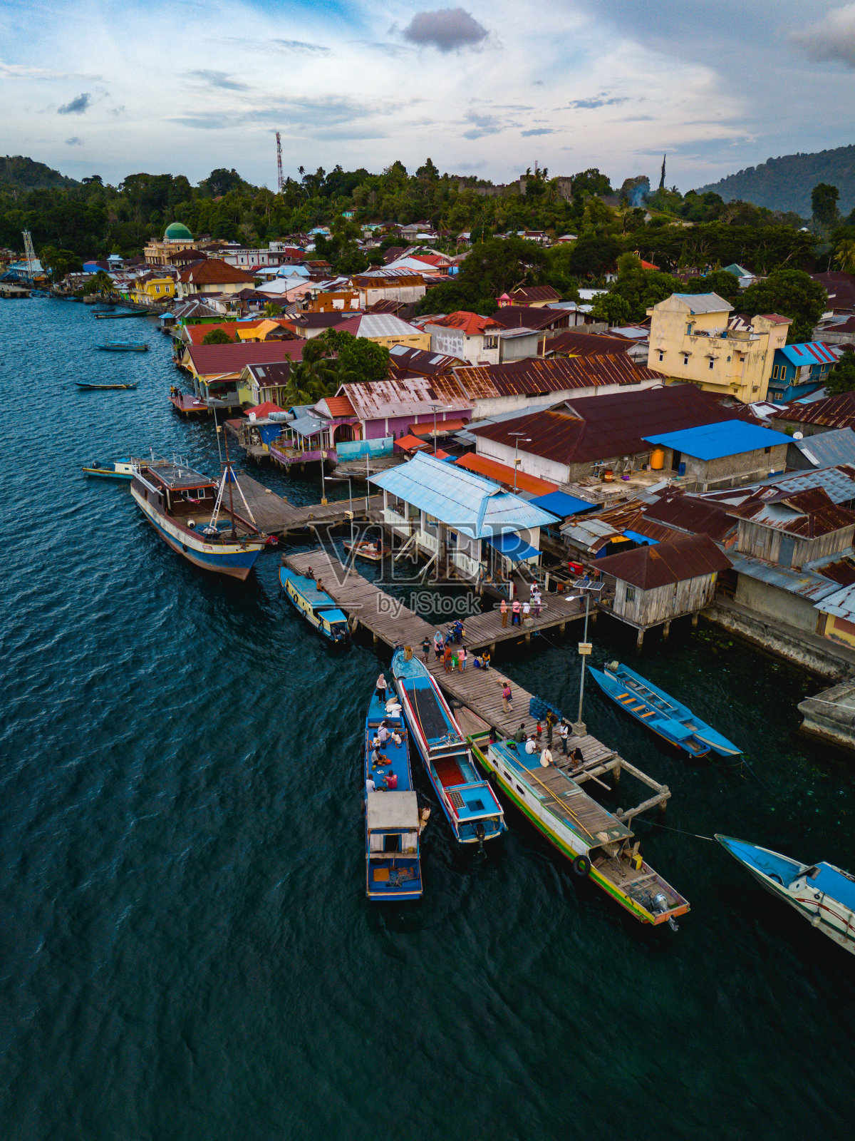 印度尼西亚马鲁古中部的班达群岛照片摄影图片