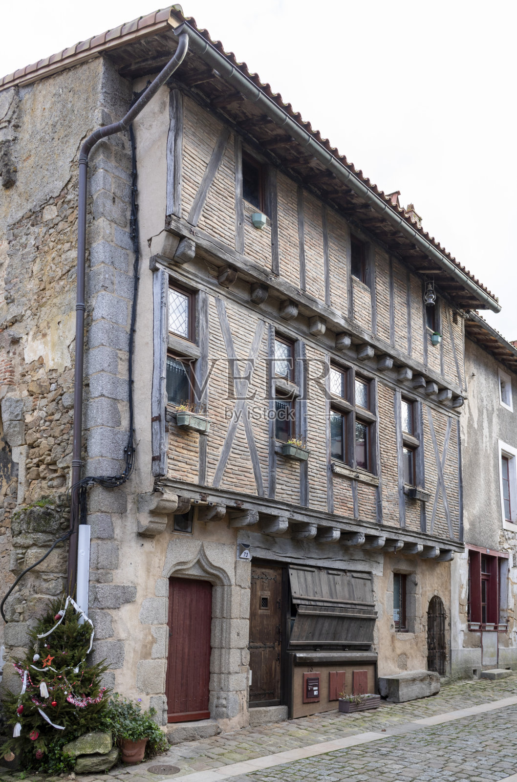 中世纪小镇的街道照片摄影图片