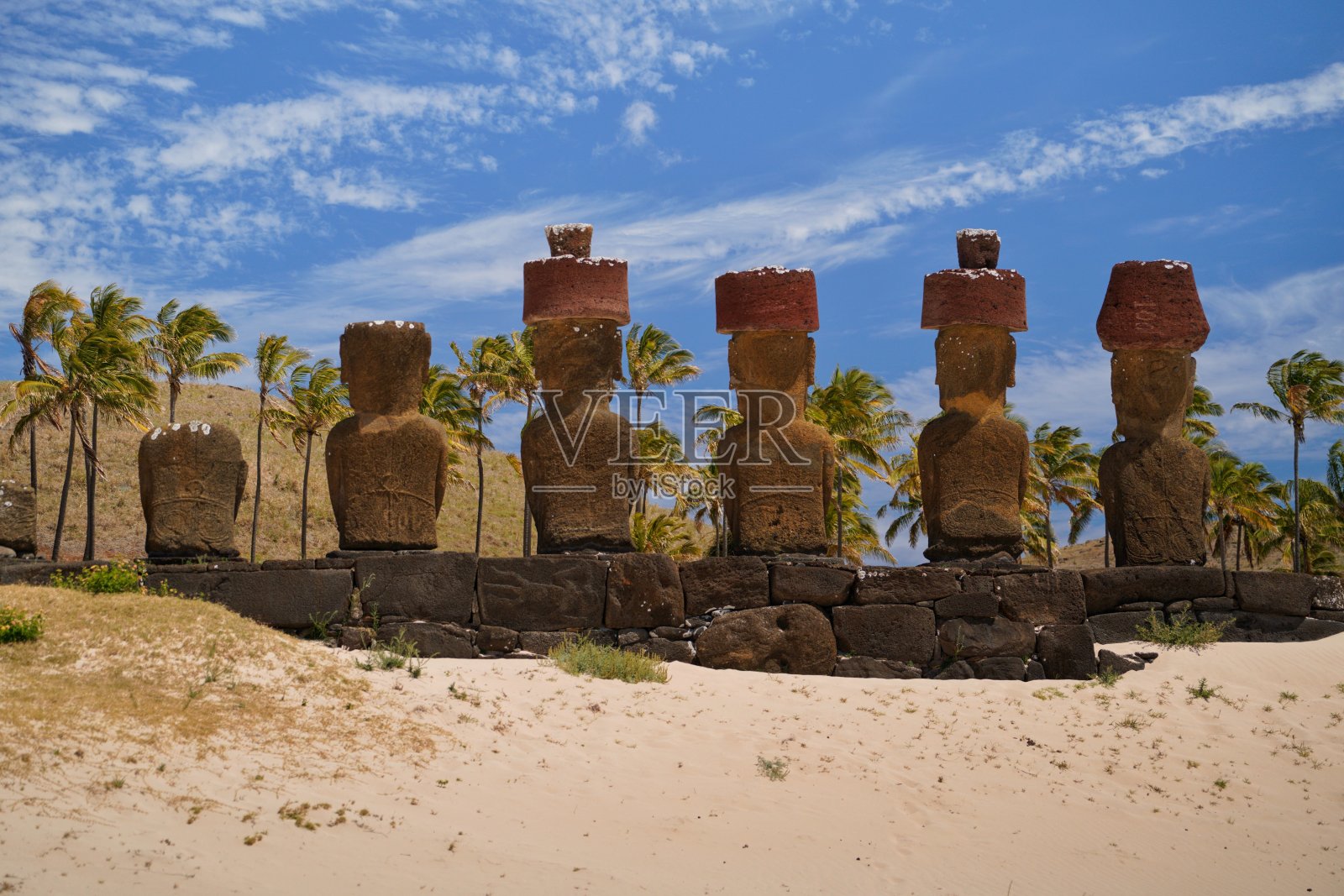 在拉帕努伊岛Moaï照片摄影图片