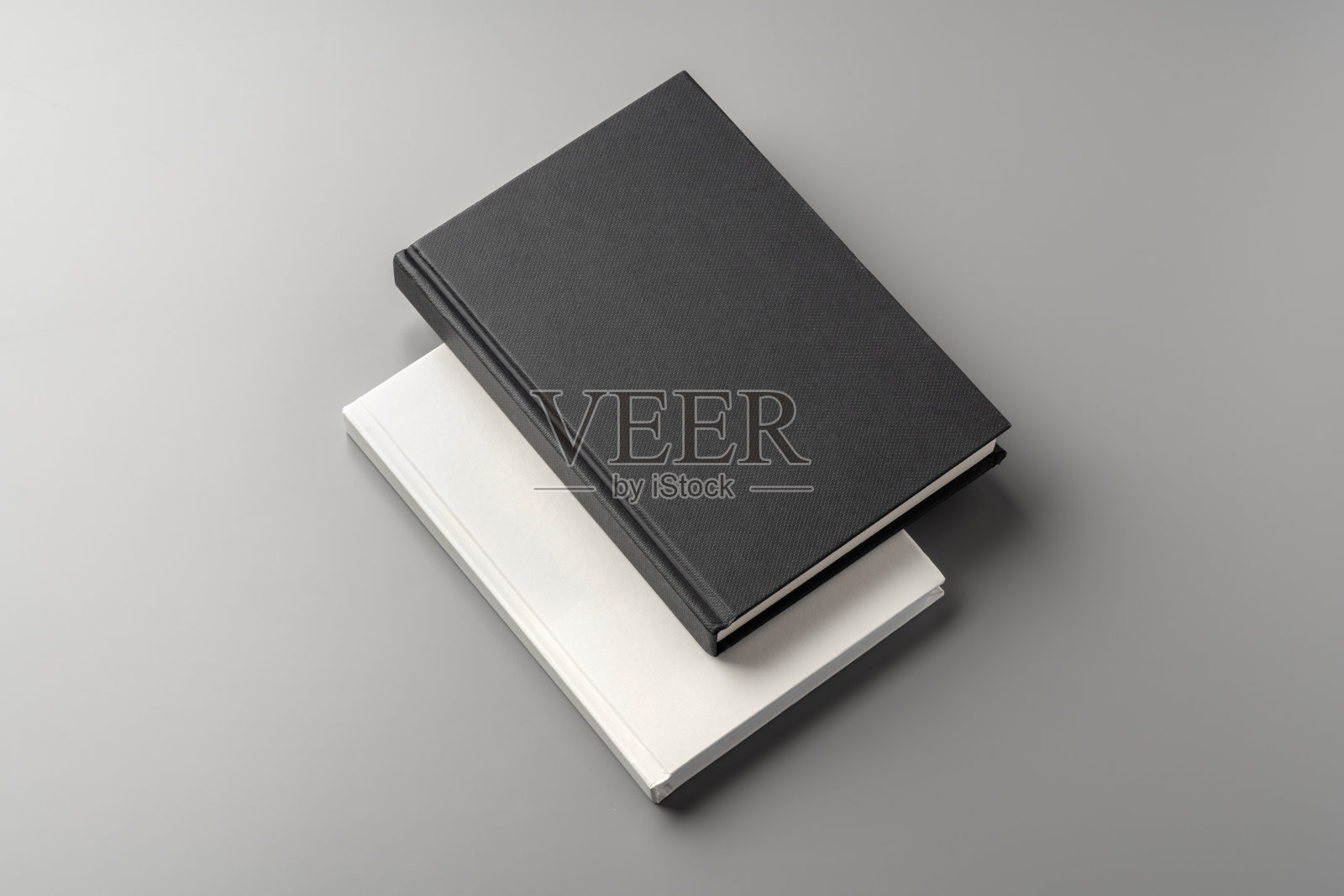 空白记事本在灰色背景工作室拍摄照片摄影图片