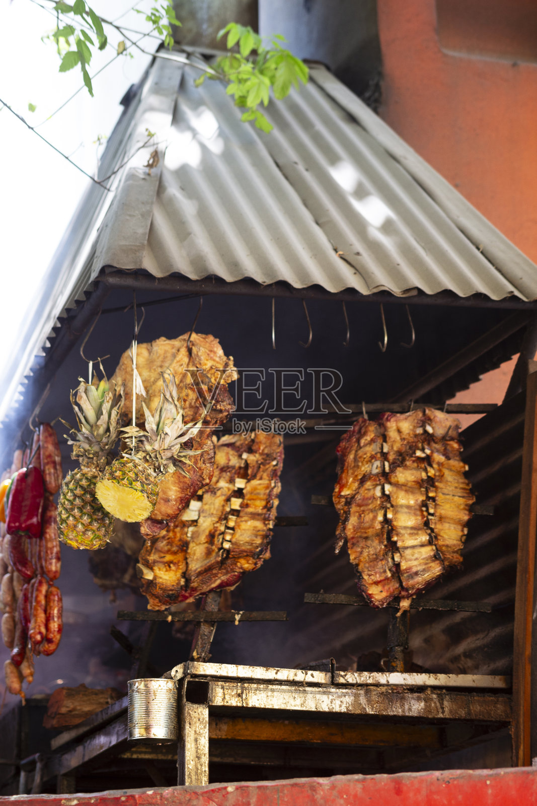 在阿根廷布宜诺斯艾利斯的拉博卡附近的一家餐馆里照片摄影图片