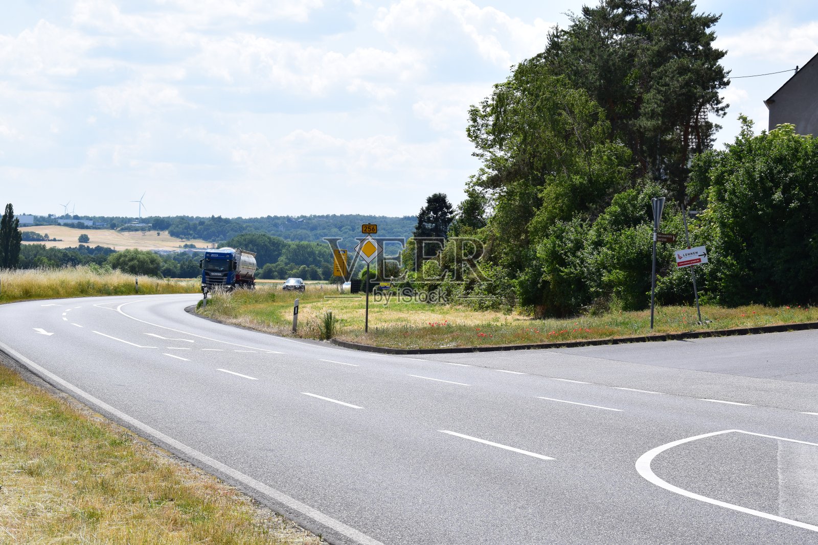 危险道路星座照片摄影图片