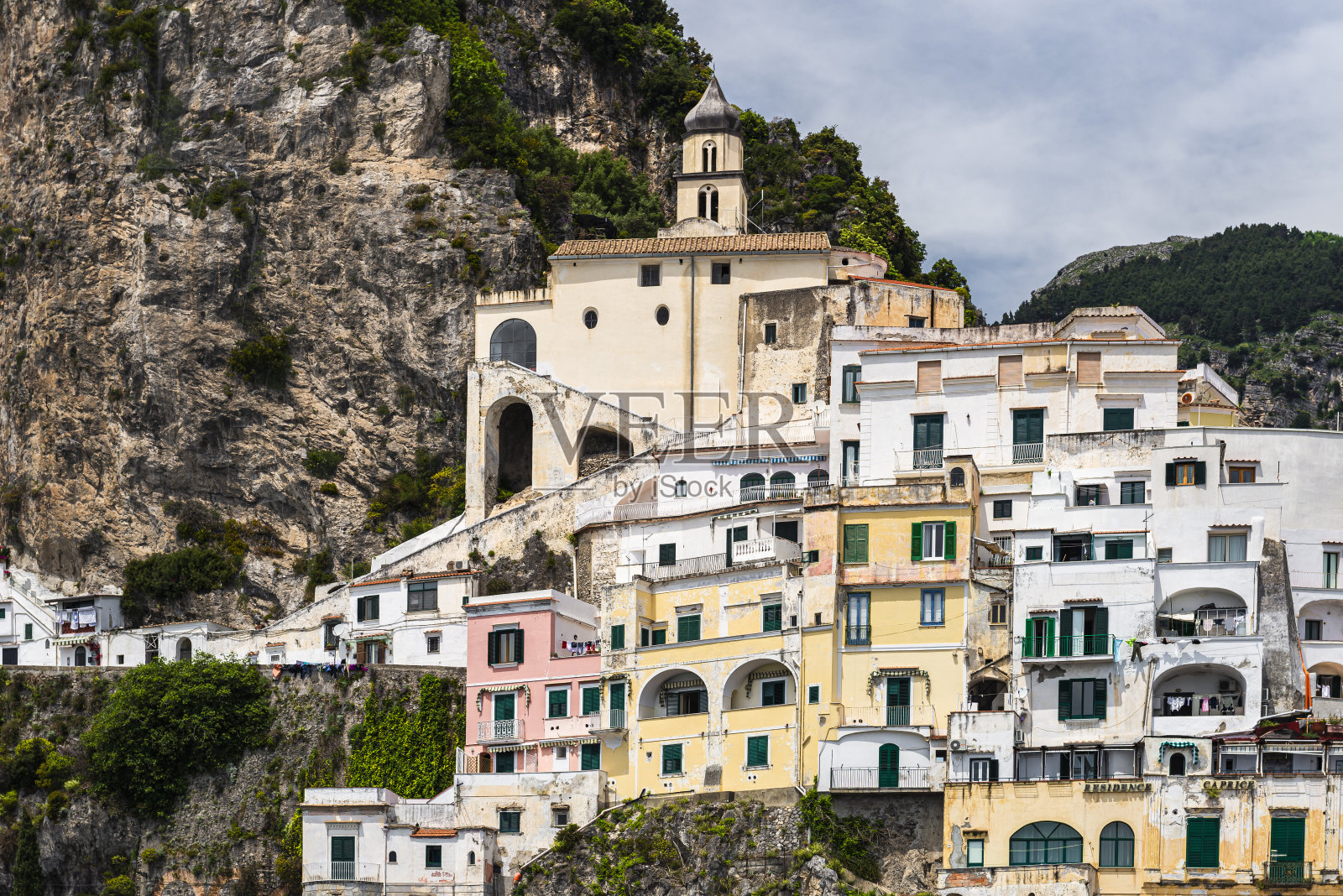 阿马尔菲市，位于意大利阿马尔菲海岸照片摄影图片
