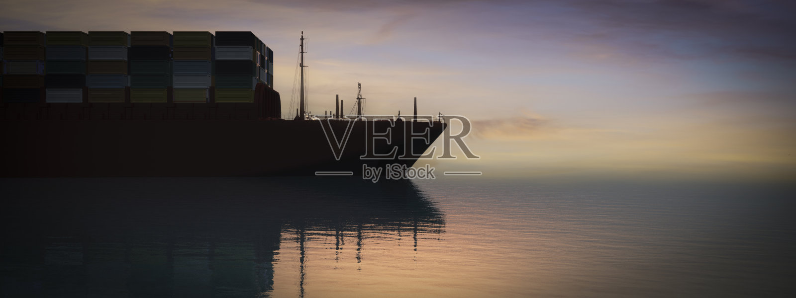 一艘货船的船头在黄昏时的特写，映照着暮色的天空照片摄影图片