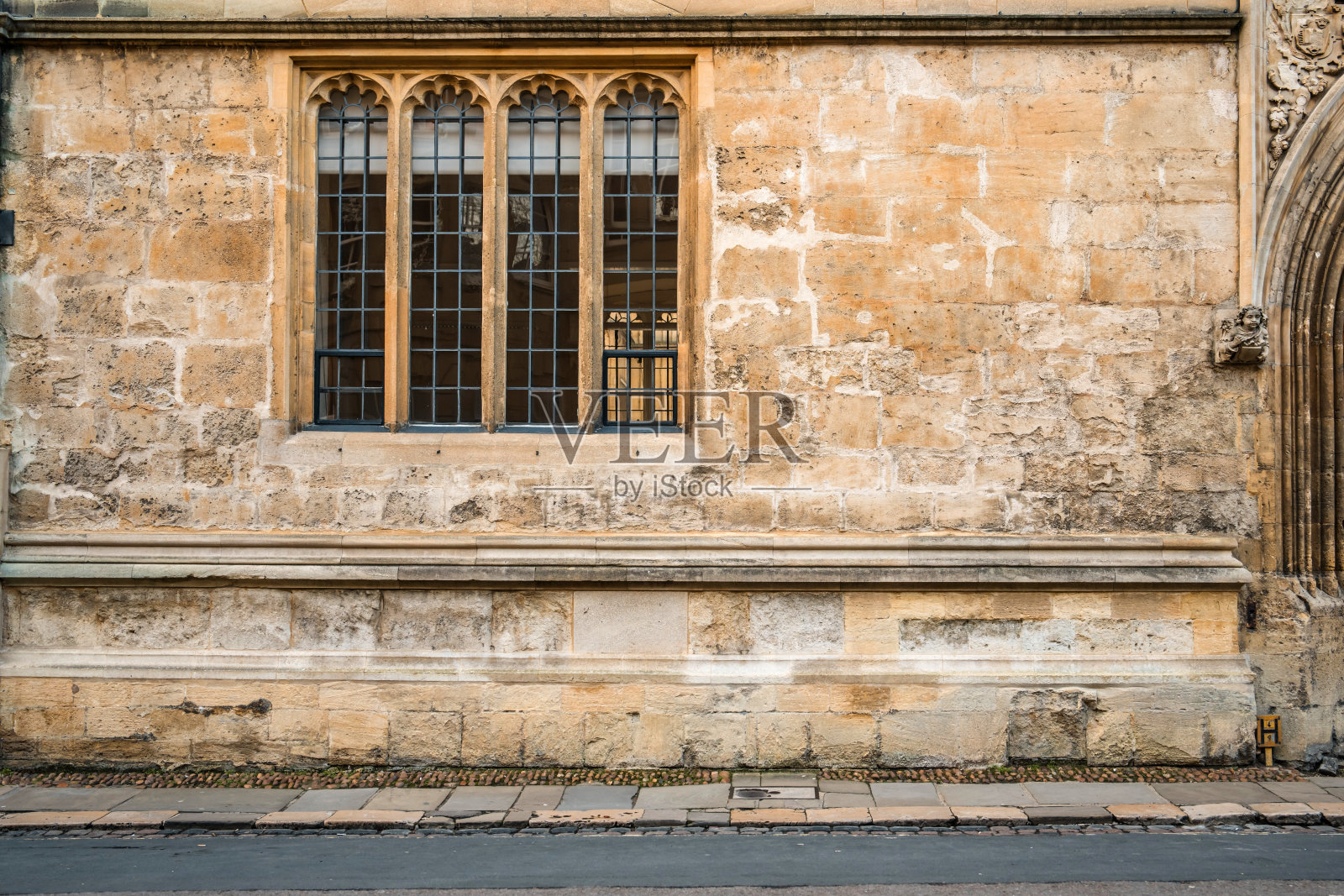 英国牛津市中心宏伟的历史建筑照片摄影图片