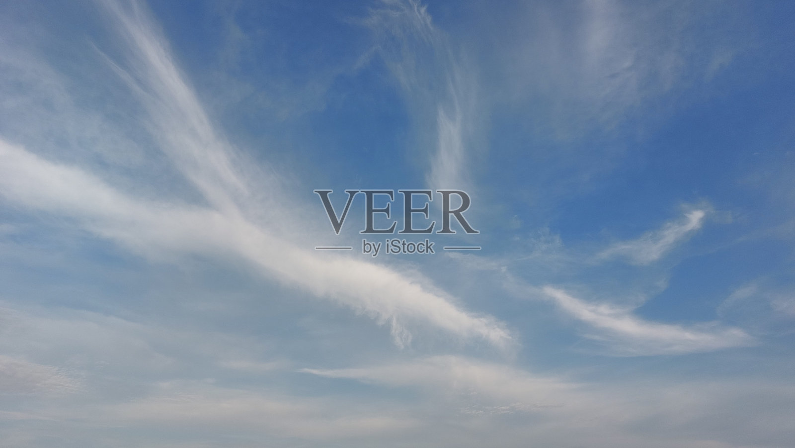 蓝天白云的背景。照片摄影图片