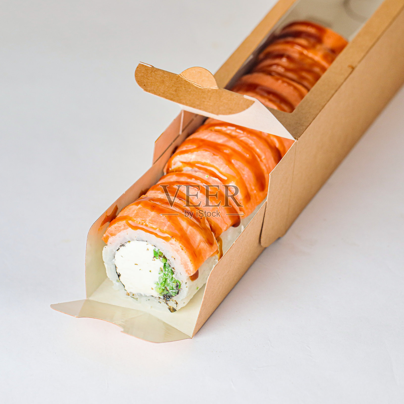 白面纸板箱寿司照片摄影图片