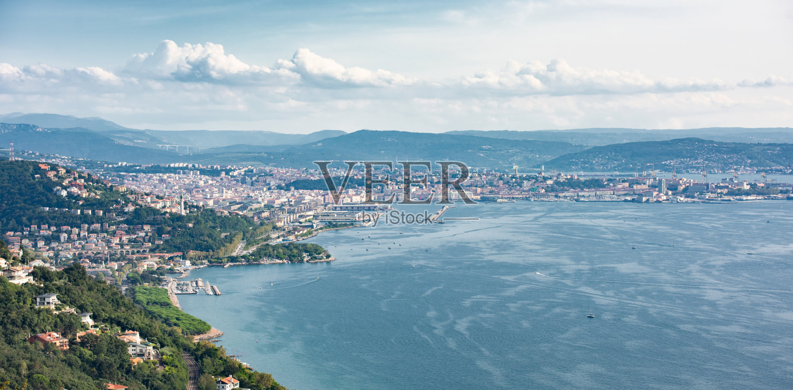 的里雅斯特港(意大利)照片摄影图片