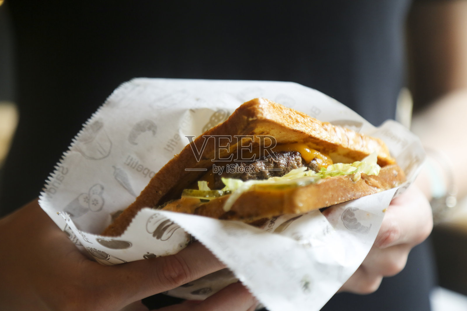 芝士汉堡照片摄影图片