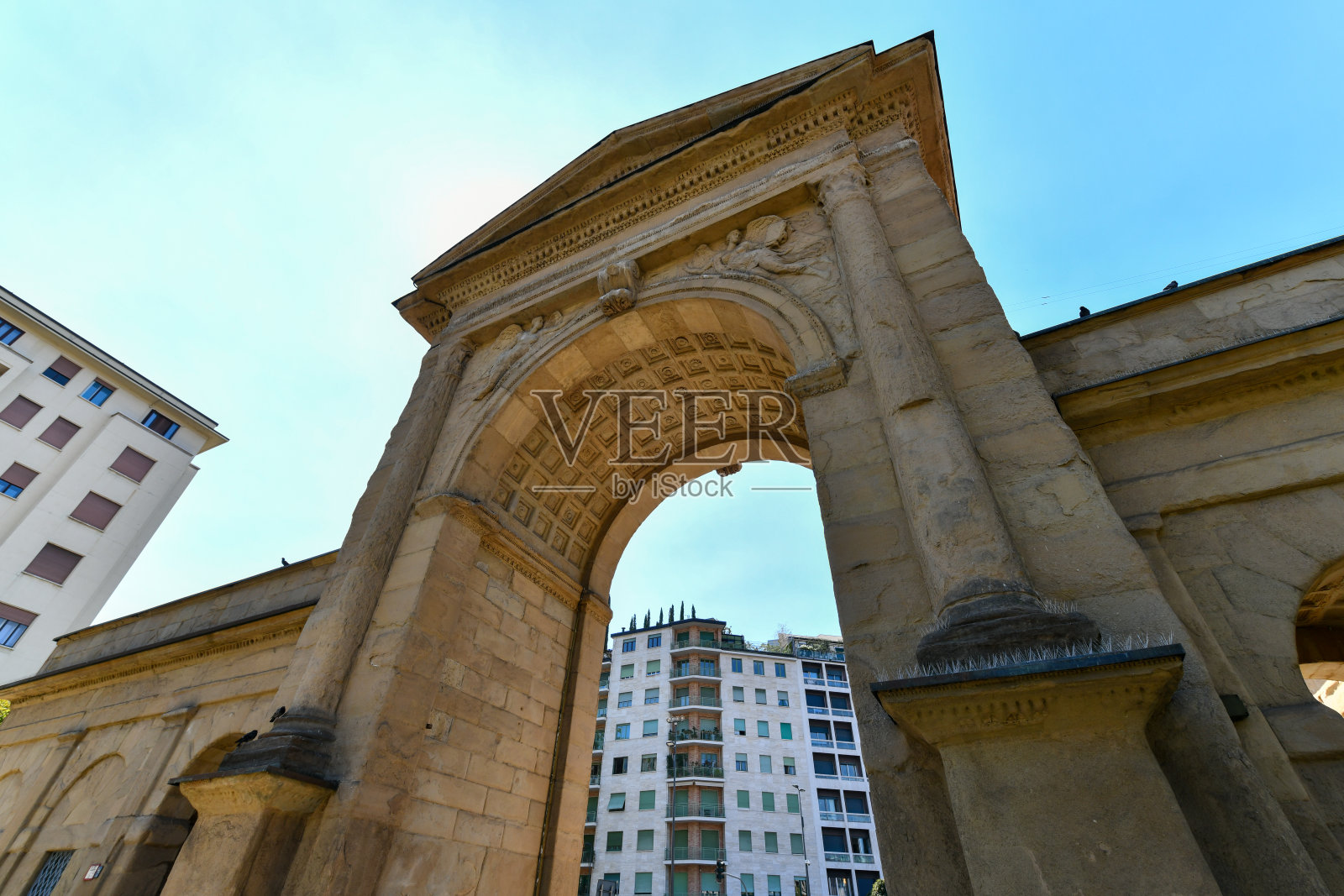 新门-米兰，意大利照片摄影图片