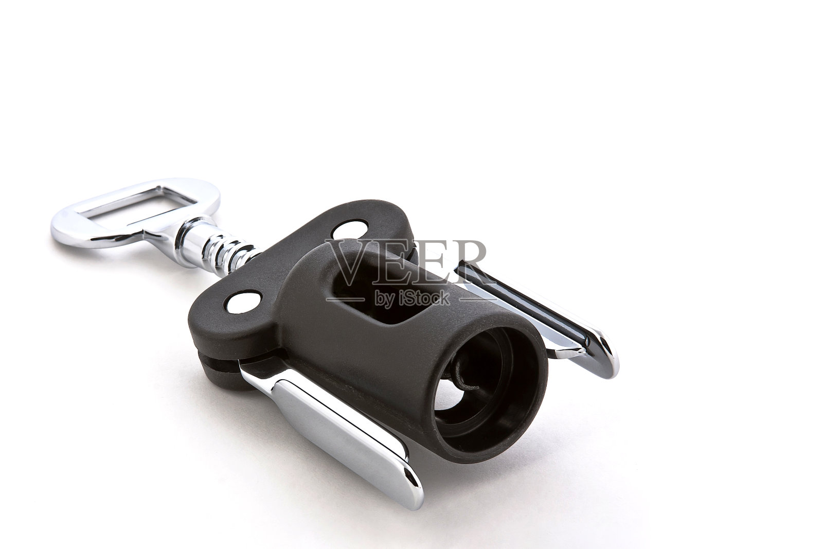 黑色和金属色的开瓶器，白色背景，留出文字空间照片摄影图片