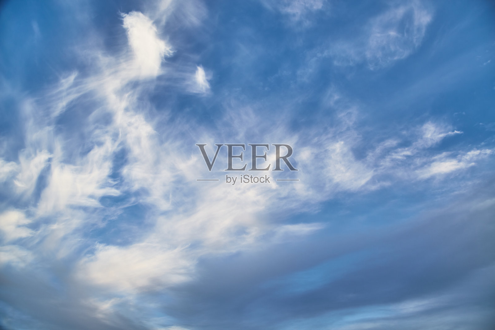 蓝天上的白云照片摄影图片