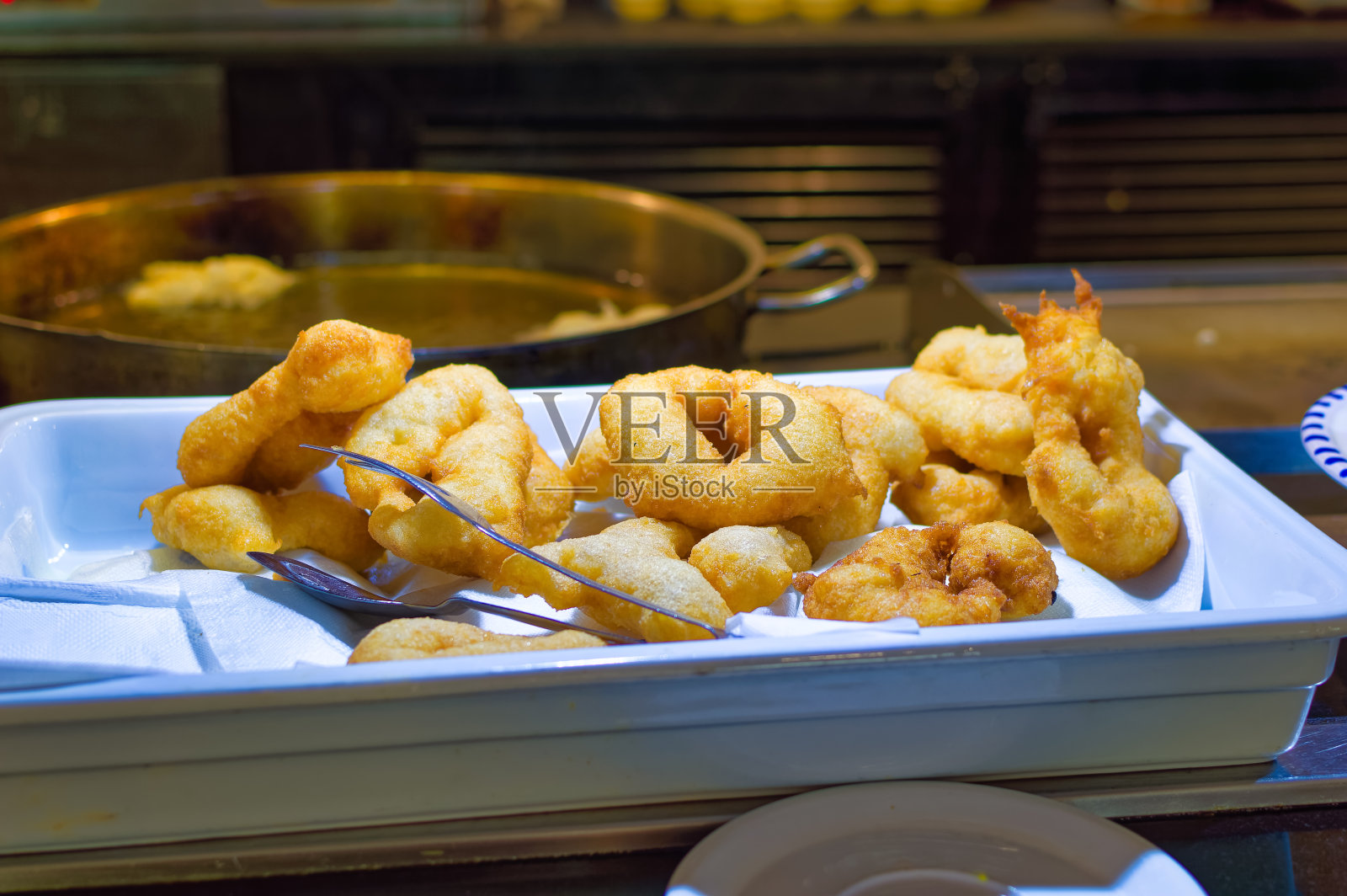 传统的突尼斯油炸糕点。照片摄影图片